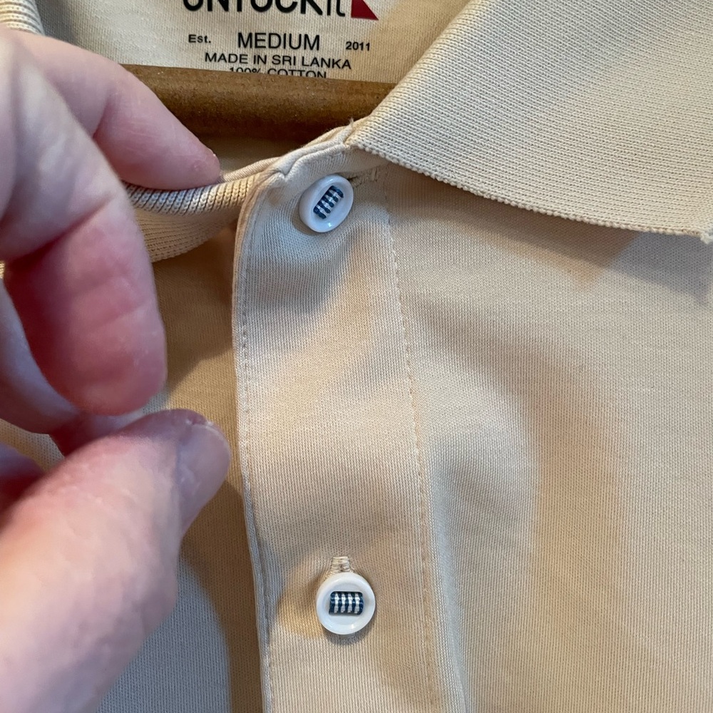 ** Never Worn ** UnTuckit **  Beige -Medium Polo